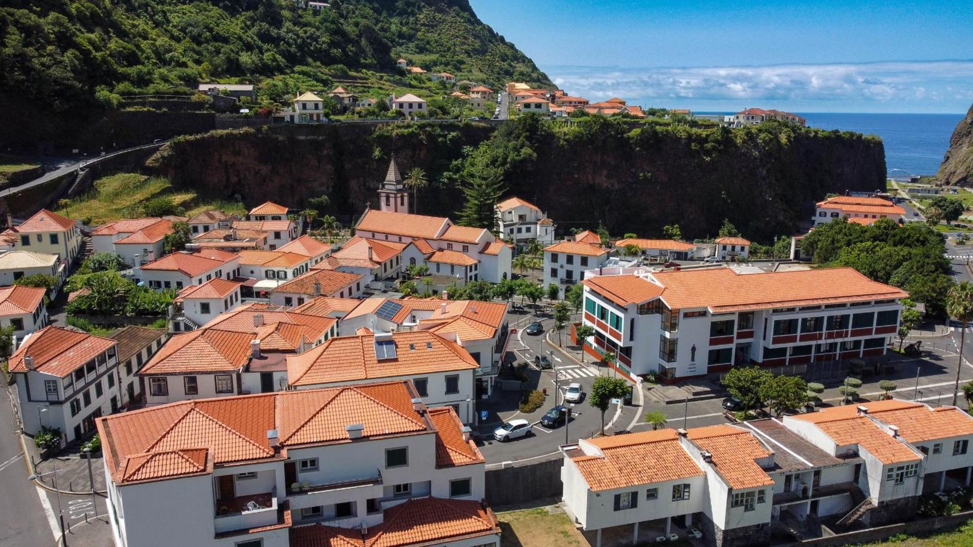Amarelo Apartment By Atlantic Holiday São Vicente Екстериор снимка