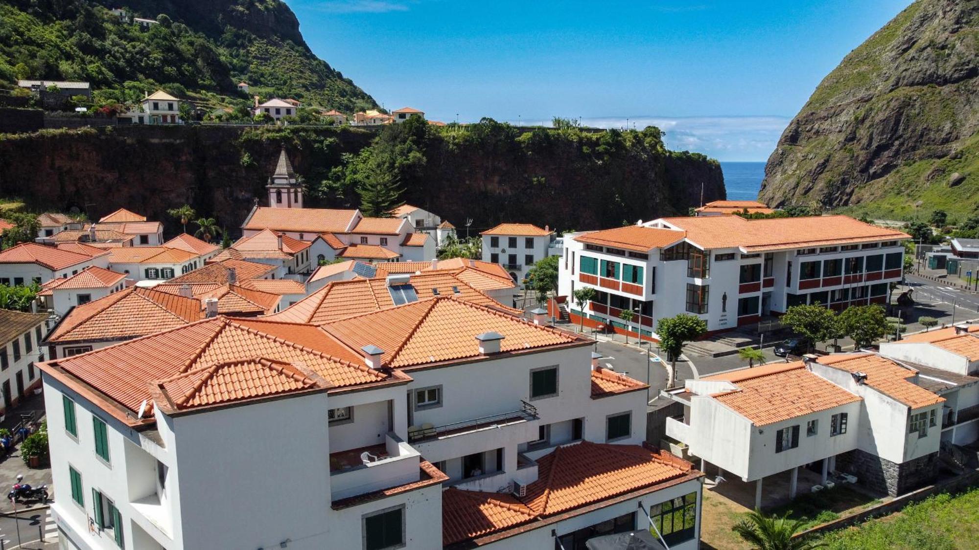 Amarelo Apartment By Atlantic Holiday São Vicente Екстериор снимка